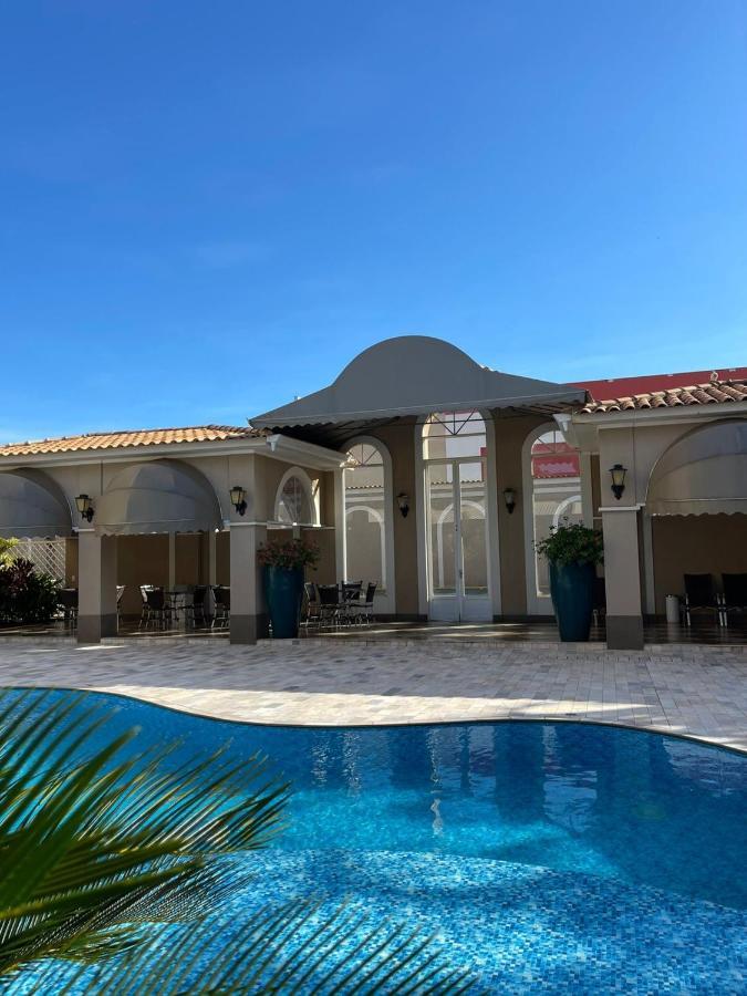 Hotel Oeste Plaza Andradina Esterno foto