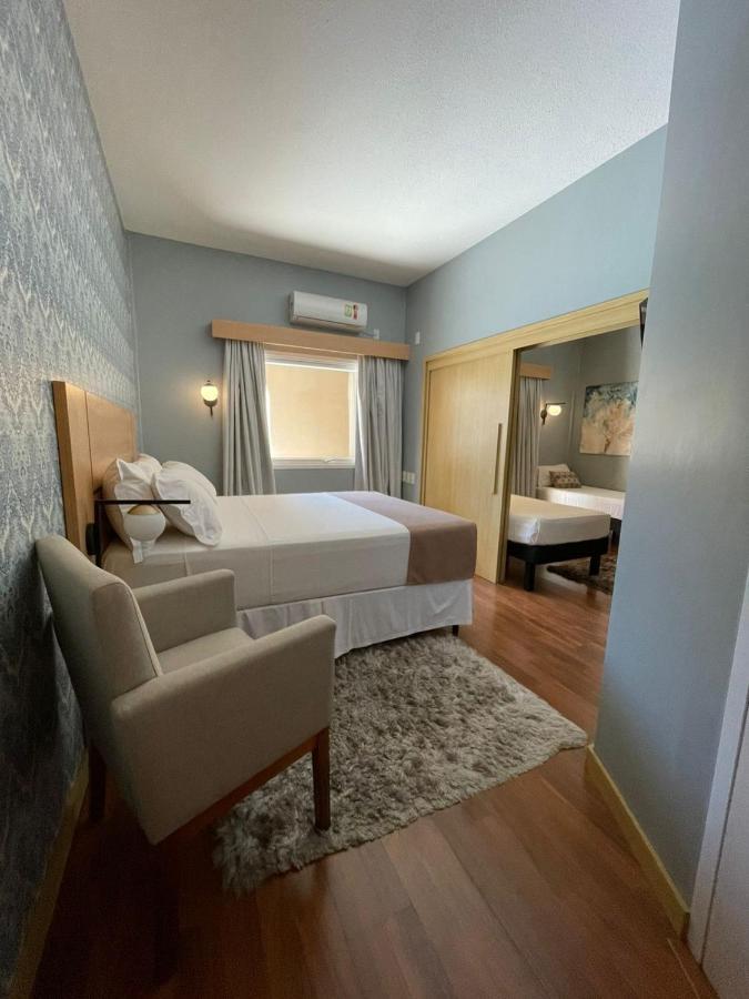 Hotel Oeste Plaza Andradina Esterno foto