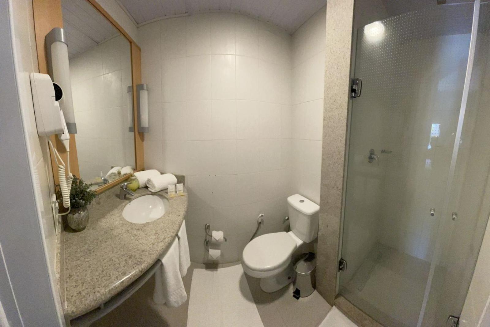 Hotel Oeste Plaza Andradina Esterno foto